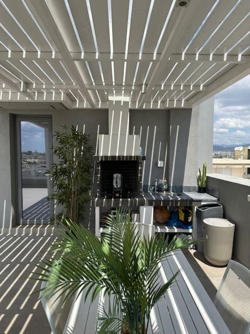Luxury Maisonette With Shared Pool アテネ エクステリア 写真