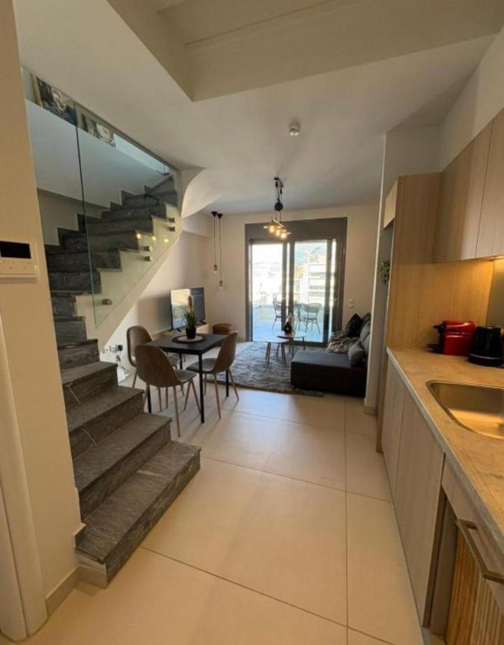 Luxury Maisonette With Shared Pool アテネ エクステリア 写真